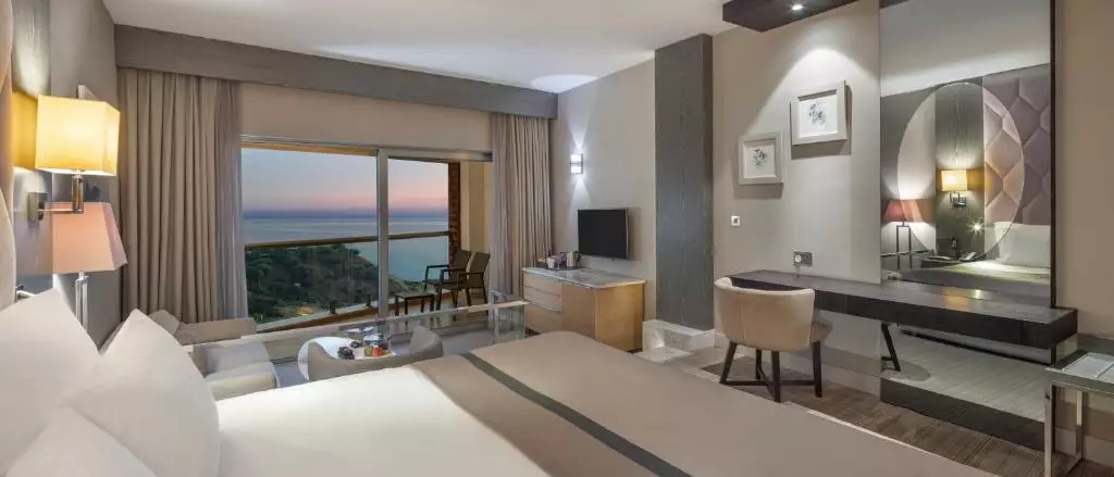 Elexus Hotel Resort and Spa and Casino